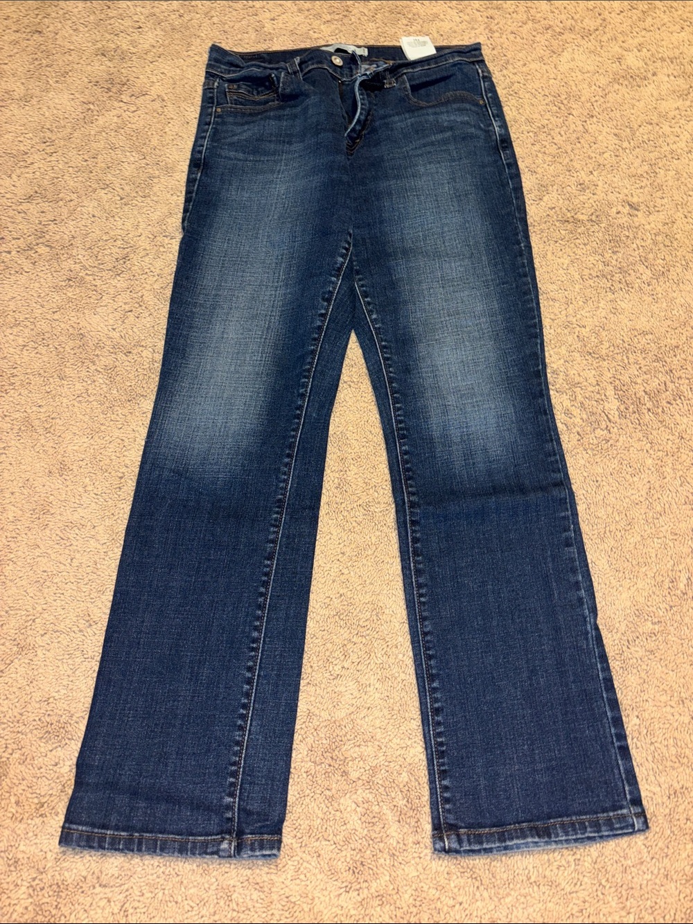 Levi's Women's Straight Leg Jeans in Dark Blue Wash